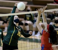 Ferguson, Moyer lead Clearview to fourth straight win (PHOTOS)