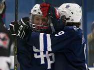 Boys ice hockey: No. 7 Seton Hall Prep downs Summit